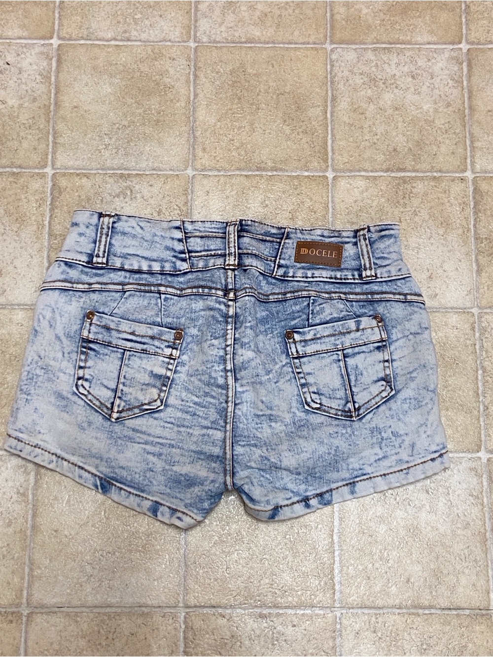 Docele Destressed Light Blue Acid Wash Denim Jean Shorts - Women Size 32
